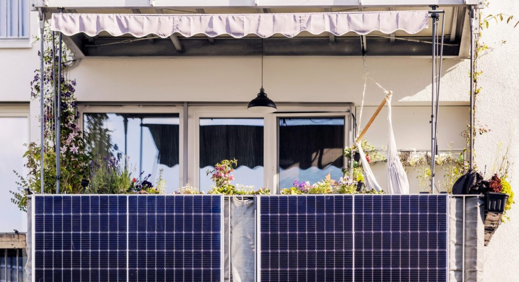 Schleswig-Holstein fördert Photovoltaik am Balkon