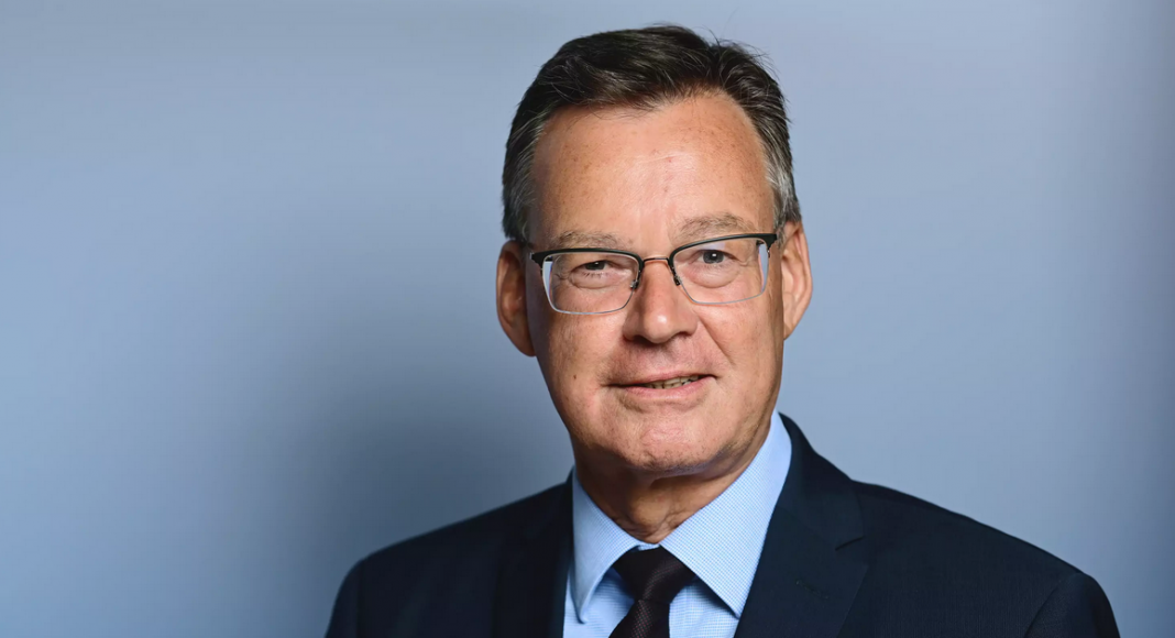 Vergabebeschleunigungsgesetz verfehlt: Bürokratie statt Bauen