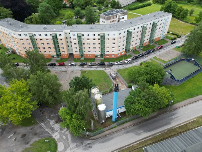 Holzpellets statt Erdgas: digitale Fernsteuerung macht verlässlich